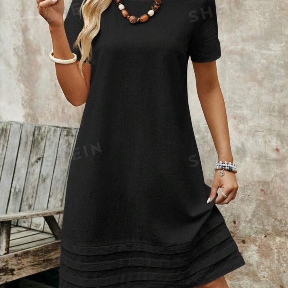 SHEIN black Emory rose short sleeve simple dress